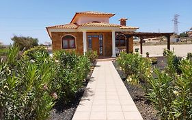 Villa Casa Del Sol 3 Bedroom Villa With Private Solar Covered 12M X 6M Pool Minimum Stay 7 Nights Chromecast And Wifi Throughout The Property