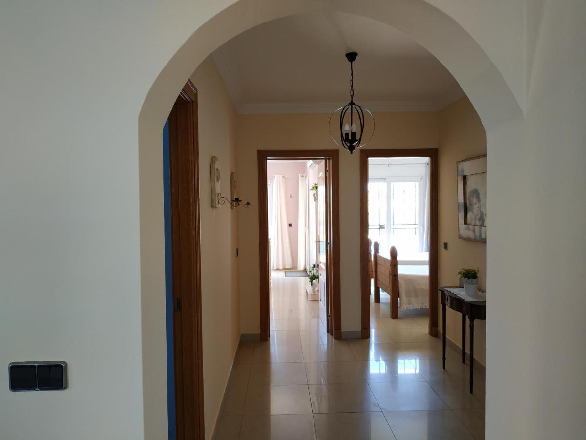 Villa Casa Del Sol: Spacious 3-Bedroom with Private Solar-Heated Pool Triquivijate Exterior photo